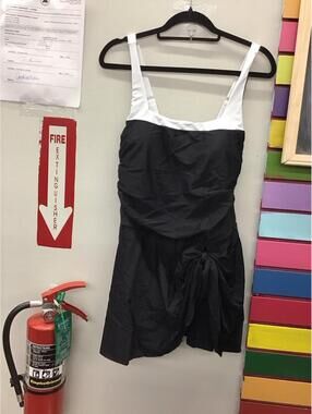 Anna Kaci California one piece swimsuit large wrap ruched black new JCPenney